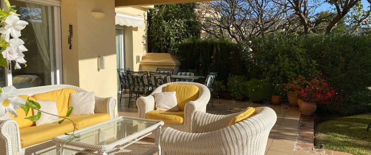 Resale - apartment - Marbella - Elviria