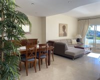 Resale - apartment - Marbella - Elviria