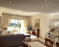 Resale - apartment - Marbella - Elviria