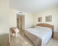 Resale - apartment - Marbella - Elviria