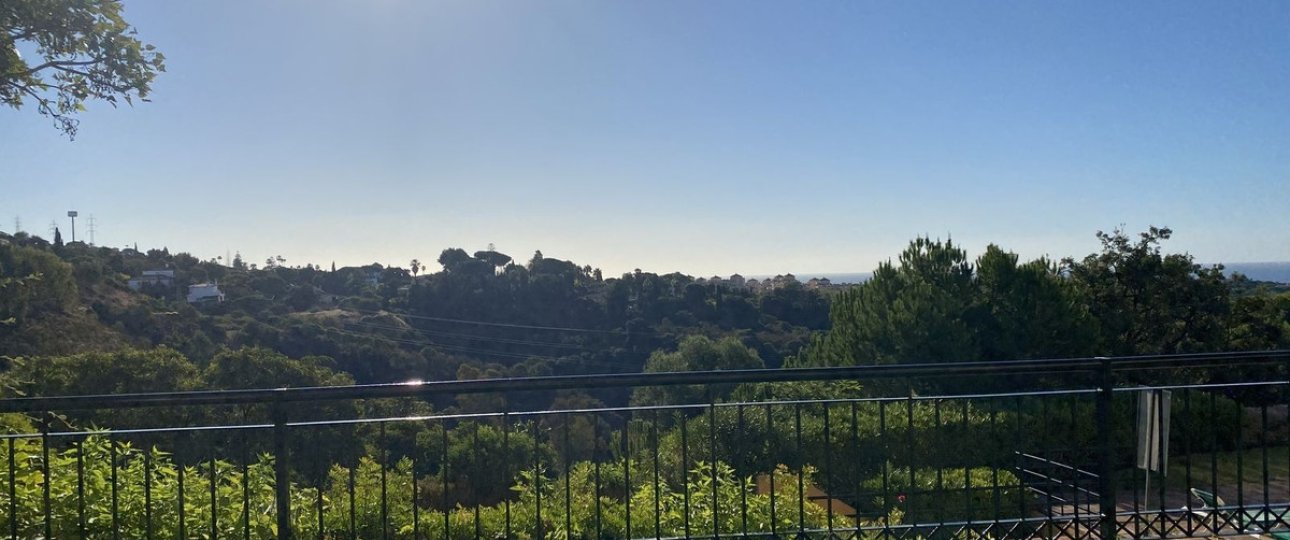 Resale - apartment - Marbella - Elviria