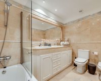 Resale - apartment - Marbella - Elviria