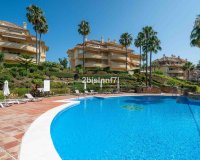 Resale - apartment - Marbella - Elviria