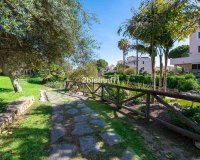 Resale - apartment - Marbella - Elviria
