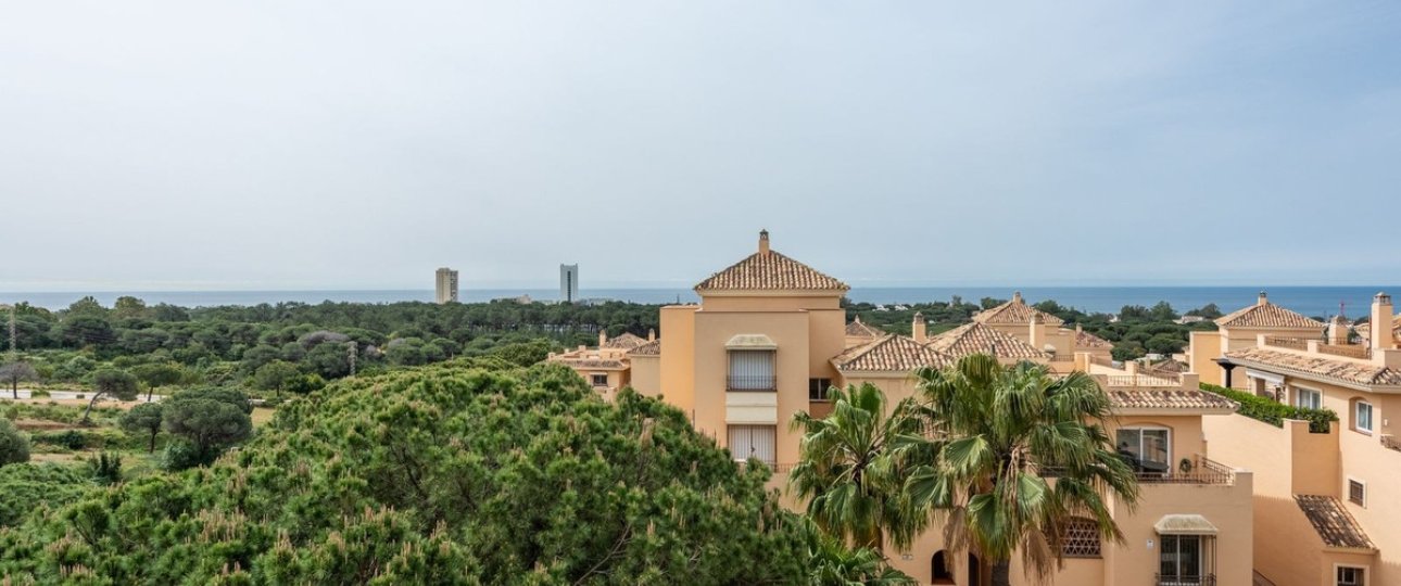 Resale - apartment - Marbella - Elviria