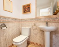 Resale - apartment - Marbella - Elviria