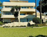 Resale - apartment - Marbella - Elviria