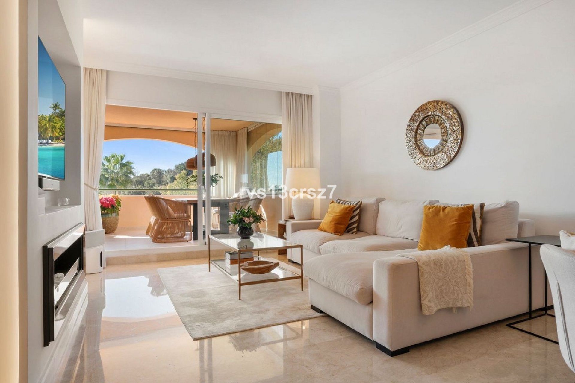 Resale - apartment - Marbella - Elviria