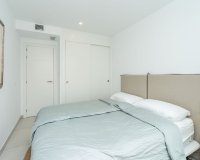 Resale - apartment - Marbella - Elviria