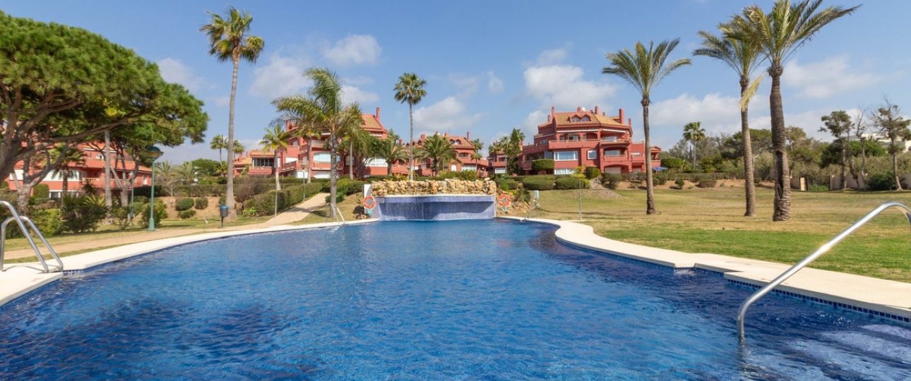 Resale - apartment - Marbella - Elviria