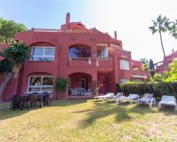 Resale - apartment - Marbella - Elviria