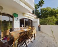 Resale - apartment - Marbella - Elviria
