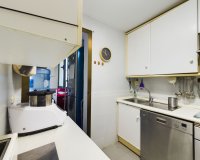 Resale - apartment - Marbella - Elviria