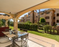 Resale - apartment - Marbella - Elviria