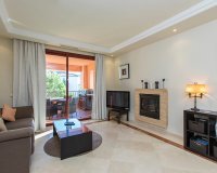 Resale - apartment - Marbella - Elviria