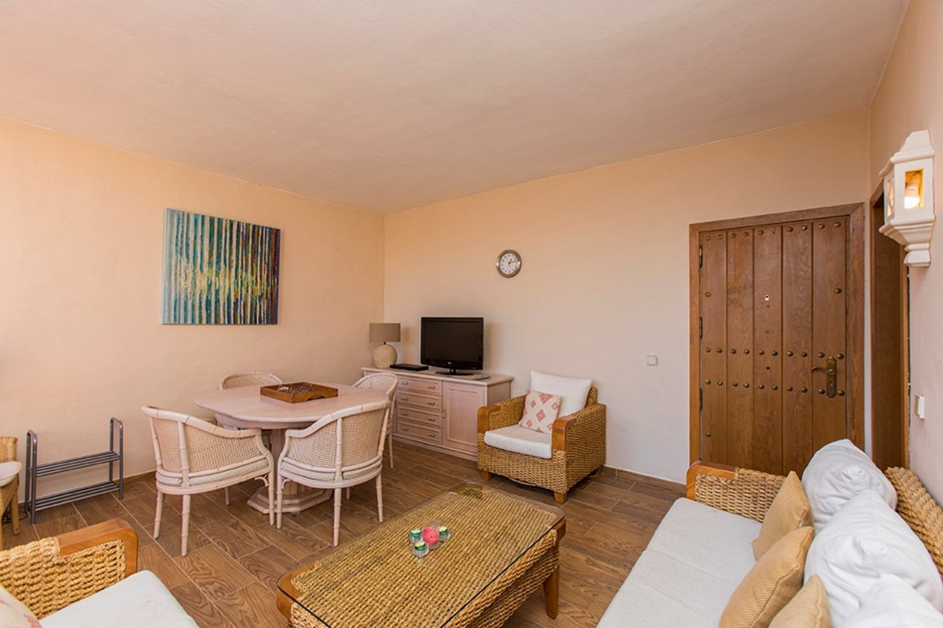 Resale - apartment - Marbella - Elviria