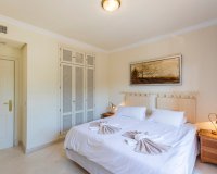 Resale - apartment - Marbella - Elviria