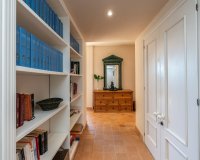 Resale - apartment - Marbella - Elviria