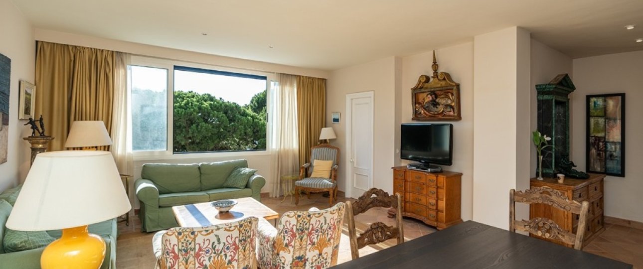 Resale - apartment - Marbella - Elviria