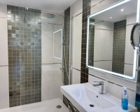 Resale - apartment - Marbella - Elviria