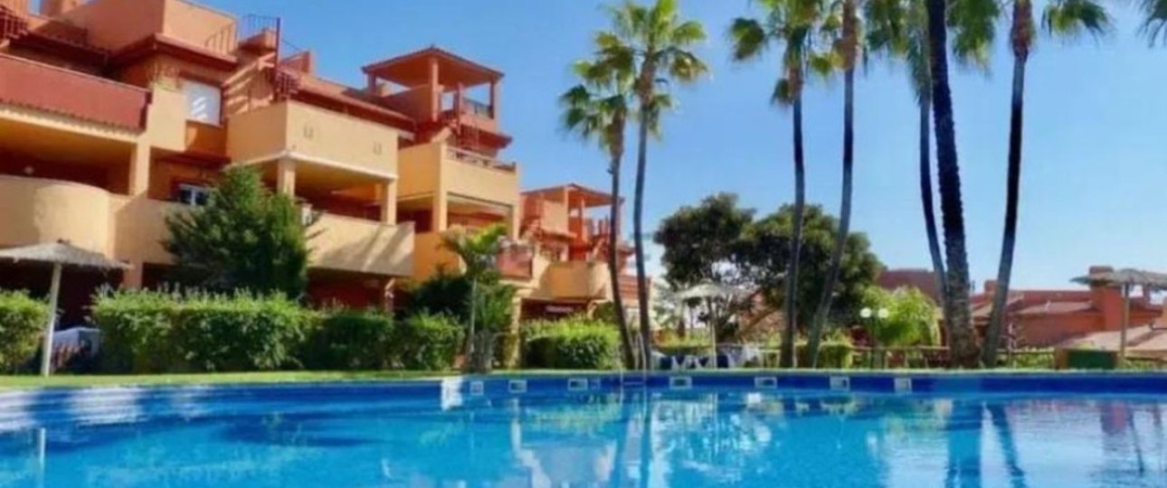 Resale - apartment - Marbella - Elviria