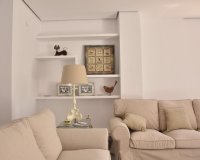 Resale - apartment - Marbella - Elviria