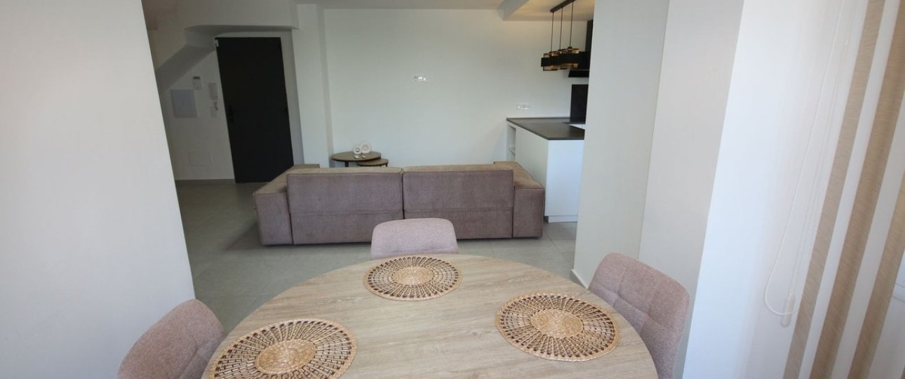 Resale - apartment - Marbella - Elviria