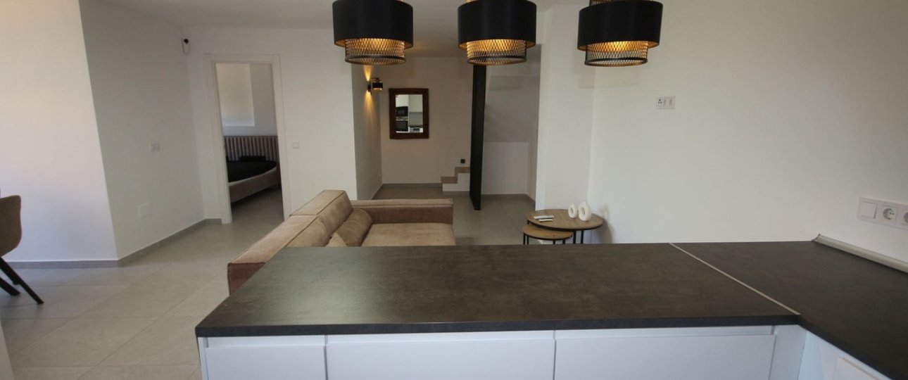 Resale - apartment - Marbella - Elviria