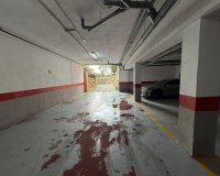 Resale - apartment - Marbella - Elviria