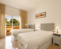 Resale - apartment - Marbella - Elviria