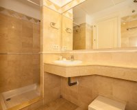 Resale - apartment - Marbella - Elviria