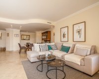 Resale - apartment - Marbella - Elviria