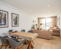 Resale - apartment - Marbella - Elviria