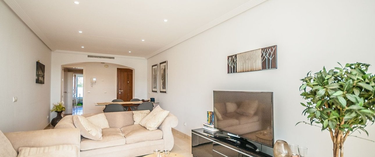 Resale - apartment - Marbella - Elviria