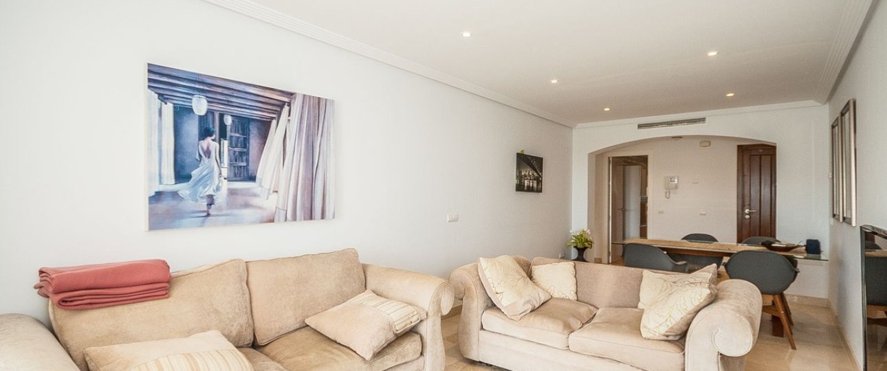 Resale - apartment - Marbella - Elviria