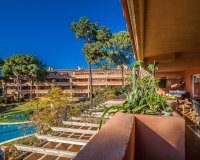 Resale - apartment - Marbella - Elviria