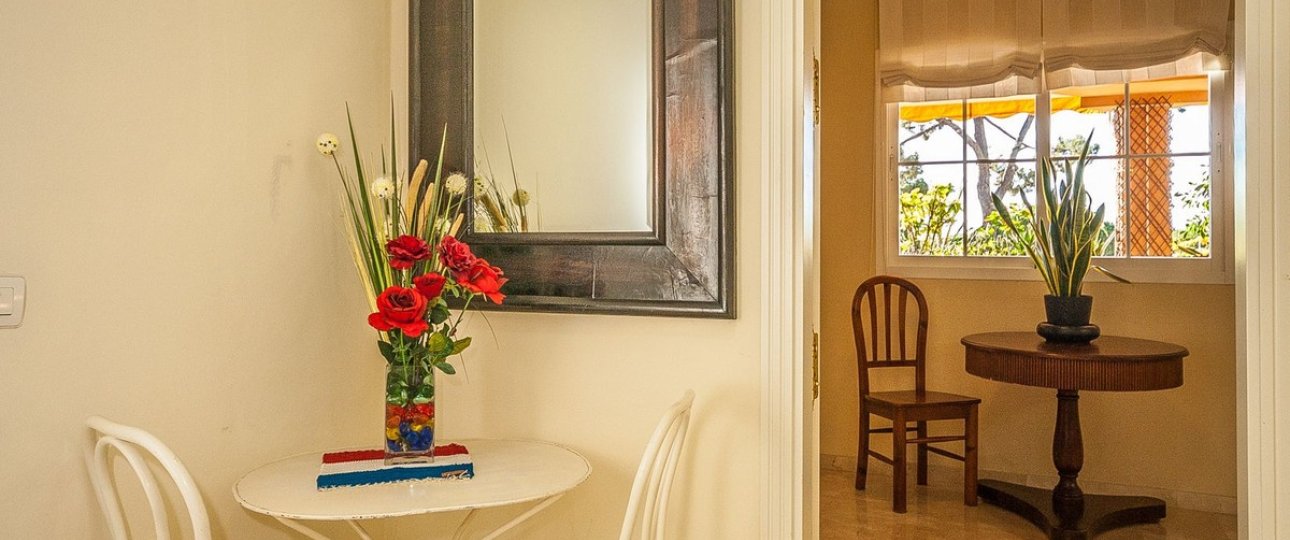 Resale - apartment - Marbella - Elviria