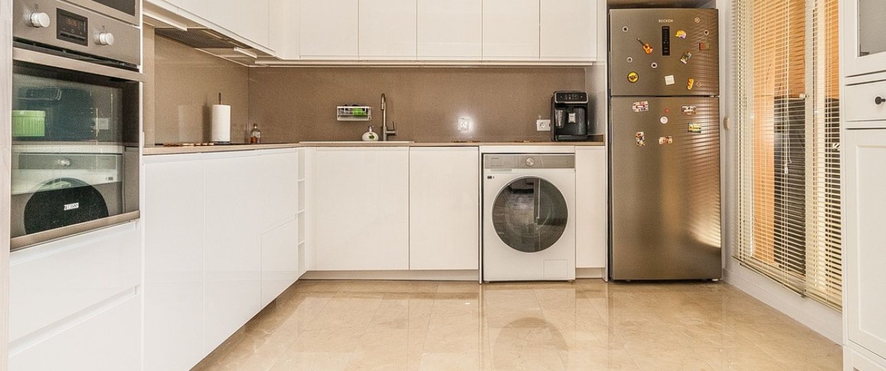 Resale - apartment - Marbella - Elviria