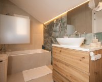 Resale - apartment - Marbella - Elviria