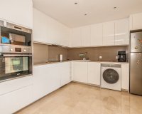 Resale - apartment - Marbella - Elviria