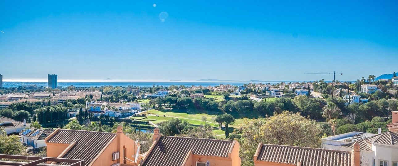 Resale - apartment - Marbella - Elviria