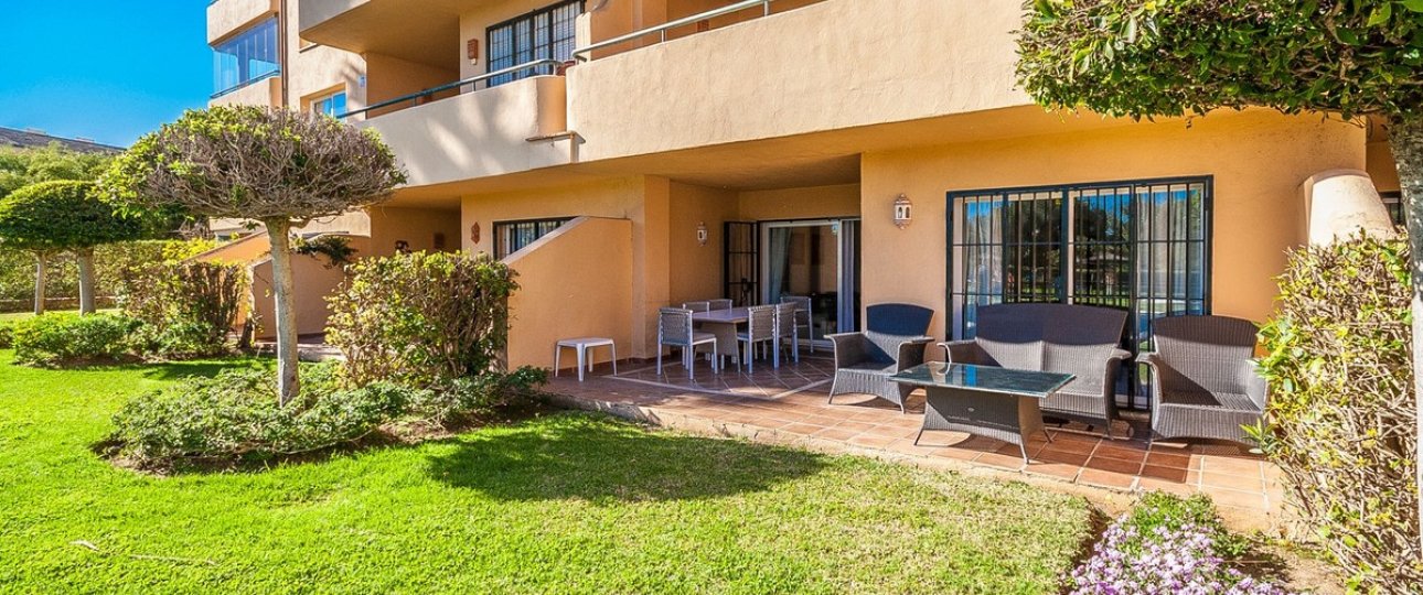 Resale - apartment - Marbella - Elviria