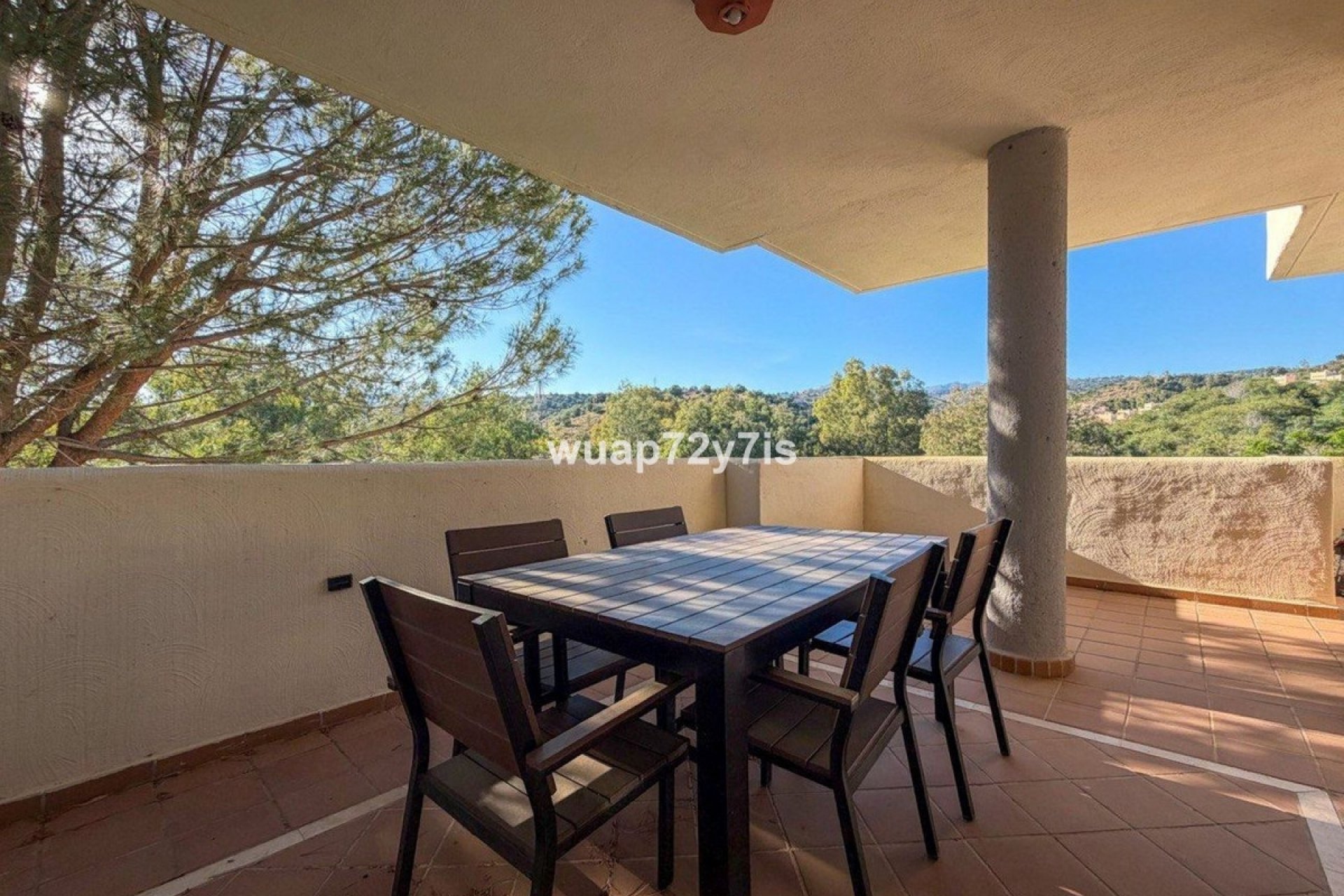 Resale - apartment - Marbella - Elviria
