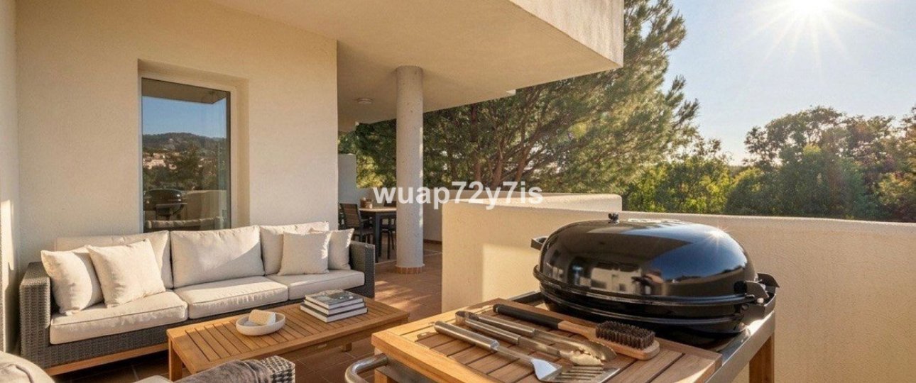 Resale - apartment - Marbella - Elviria