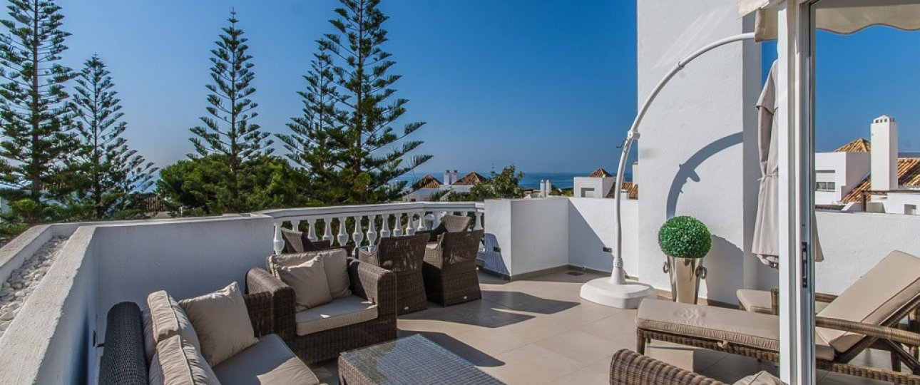 Resale - apartment - Marbella - Elviria