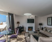Resale - apartment - Marbella - Elviria