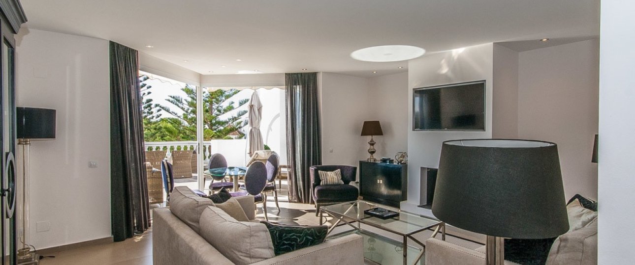 Resale - apartment - Marbella - Elviria