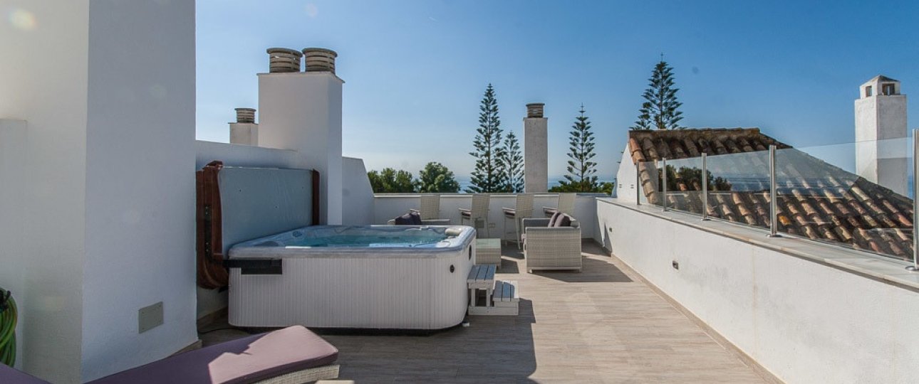 Resale - apartment - Marbella - Elviria