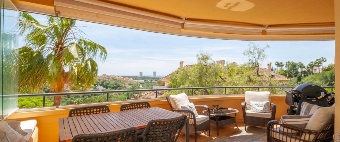 Resale - apartment - Marbella - Elviria