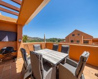 Resale - apartment - Marbella - Elviria